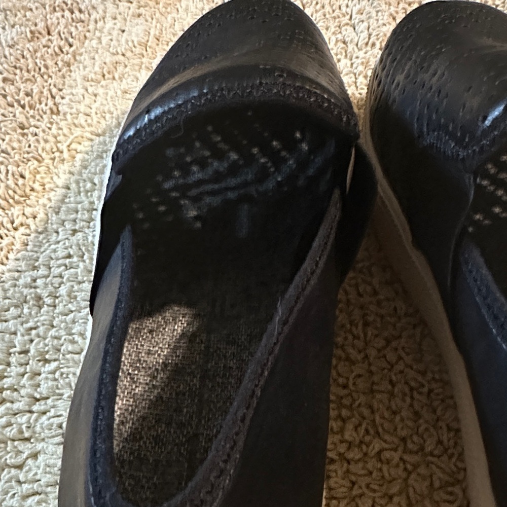 ELIZA Black Slip-On Platform Sneakers - Picture 8 of 12